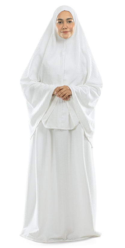 Minimal Islamic Prayer Wear